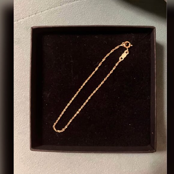 Catbird Sweet Nothing bracelet - Picture 4 of 4